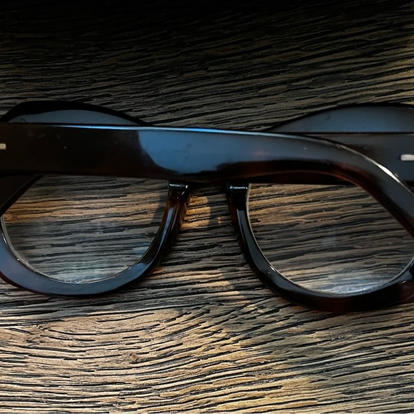 Tom Ford Eyeglasses and case. - Picture 4 of 6